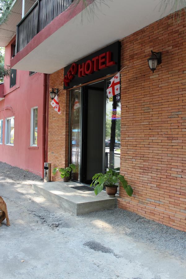 Redhotel Tbiliszi Kültér fotó